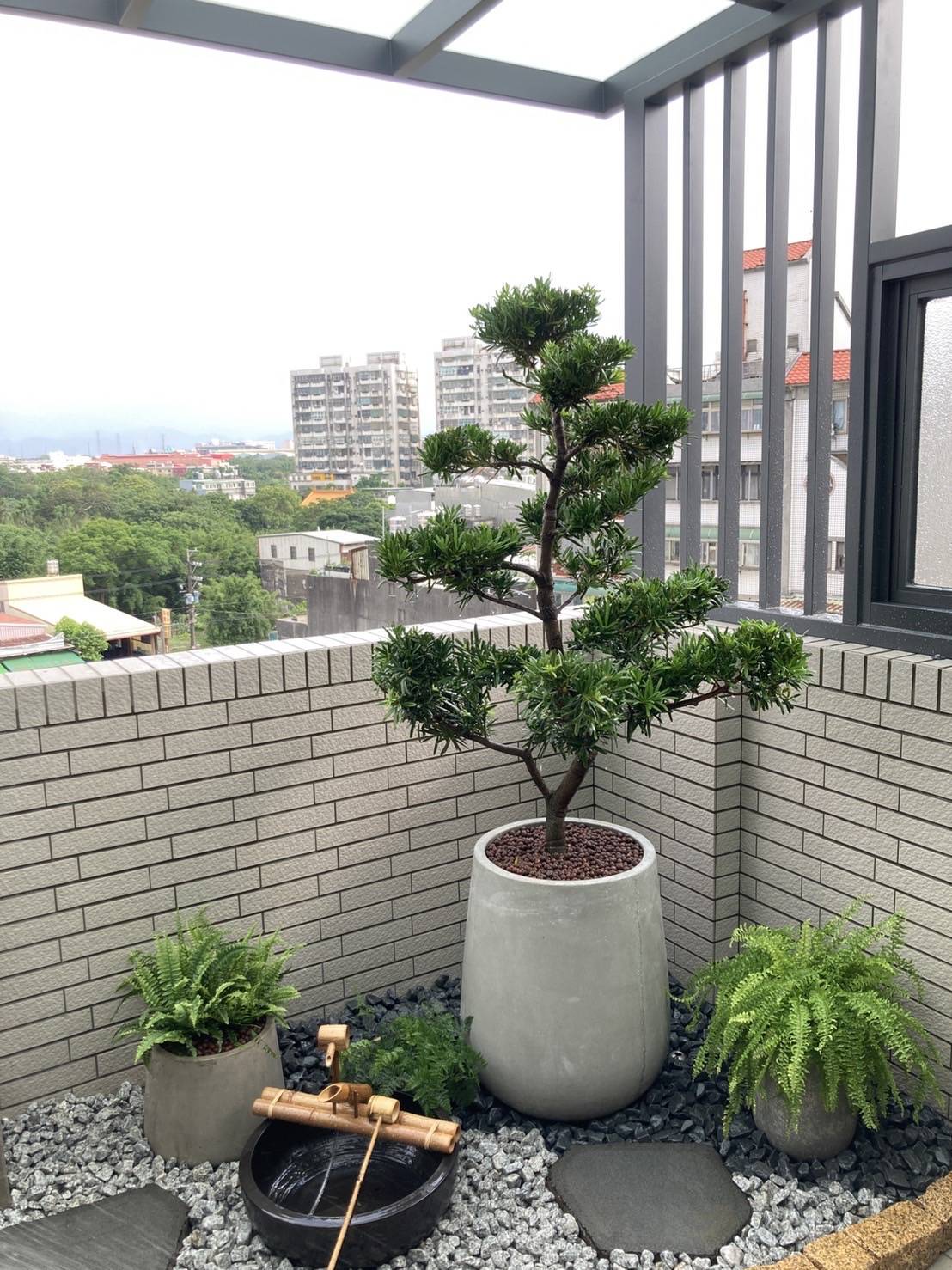 陽台的一個小角落